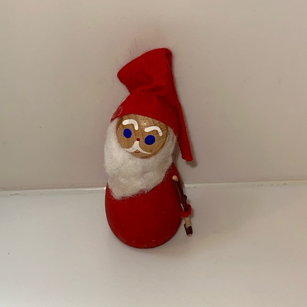 VINTAGE HOLBOLL Handmade Hand-painted Wood Santa Claus Nisse Made in Denmark